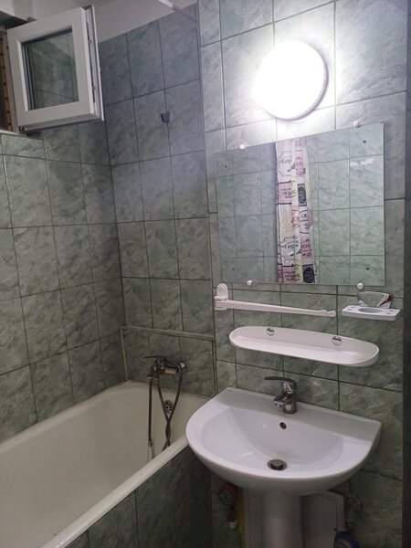 Piata Sudului, apartament 2 camere de vanzare.